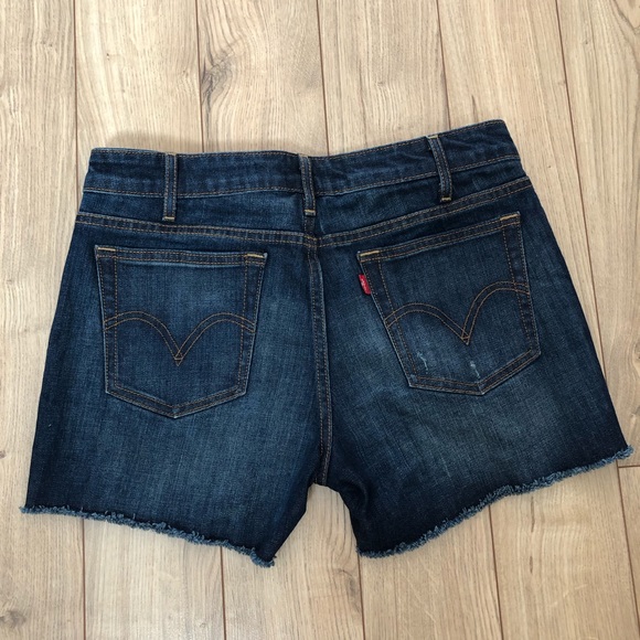 Women’s Levi’s Jeans Shorts size 8 - Picture 5 of 11